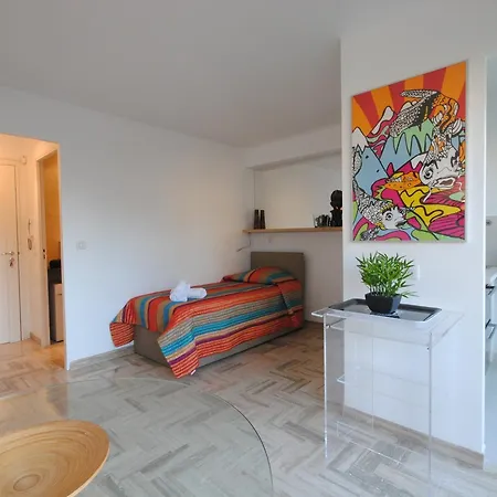 Latour Maubourg Ede5104 Apartment